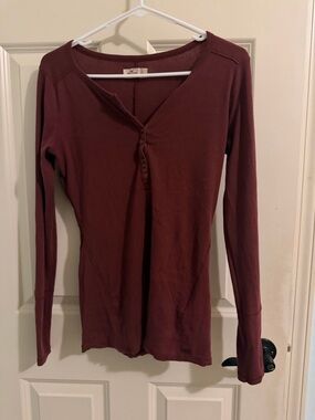 Vintage Hollister Long Sleeve Henley Top in Deep Wine